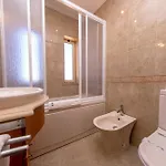 Villa Stunning With Heated Pool, Garden, Bbq *