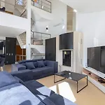 Villa Stunning With Heated Pool, Garden, Bbq *