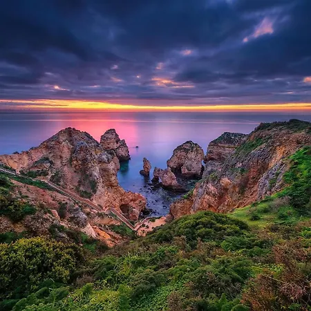 Stunning With Heated Pool, Garden, Bbq * Quarteira