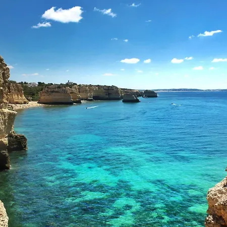 Stunning With Heated Pool, Garden, Bbq * Quarteira