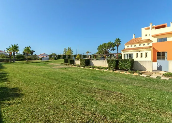فيلة Stunning With Heated Pool, Garden, Bbq